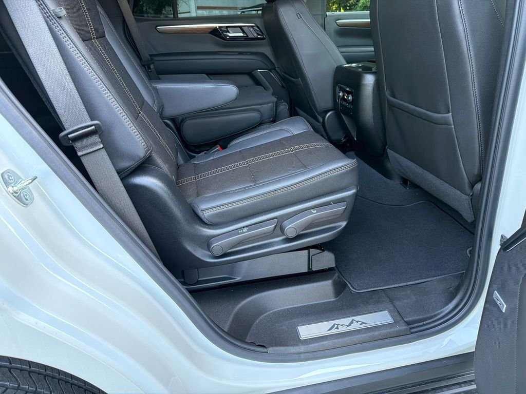Used 2025 Beige Chevrolet High Country image 15