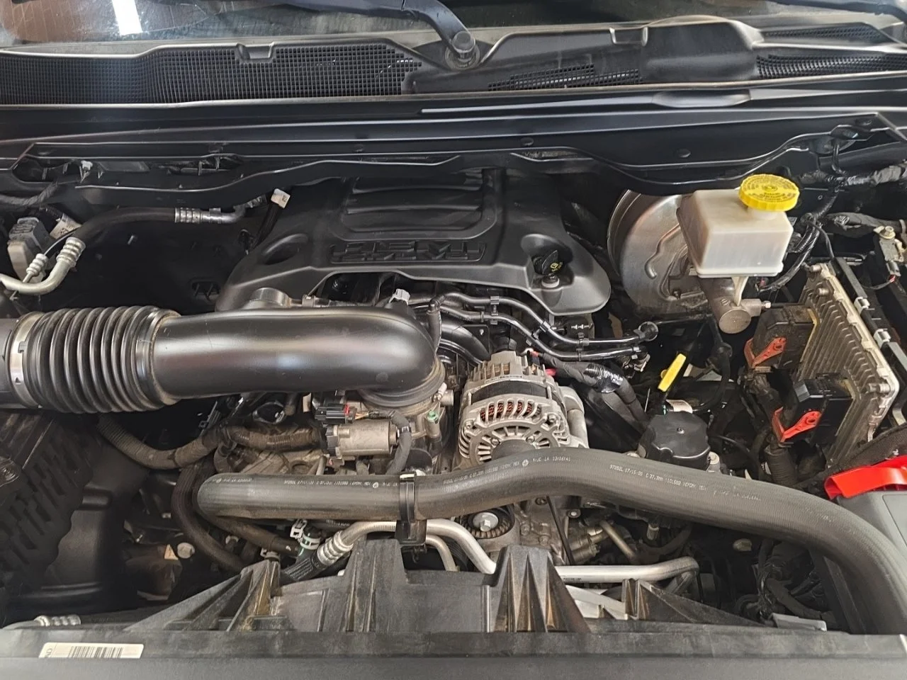 Used 2020 Black Ram Big Horn/Lone Star image 9