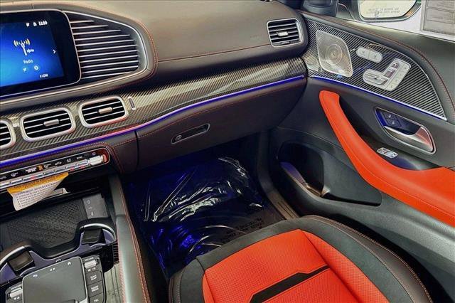 New 2026 MANUFAKTUR Moonlight White Metallic Mercedes-Benz AMG® GLE 53 image 51