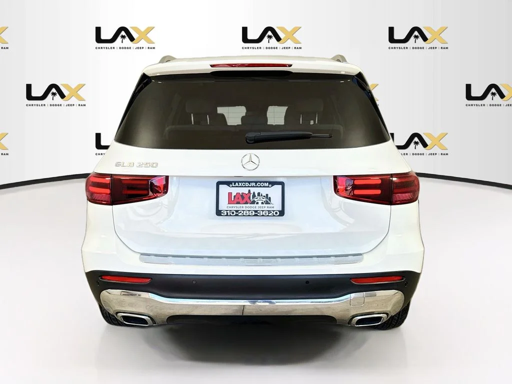 Used 2024 White Mercedes-Benz GLB 250 image 6