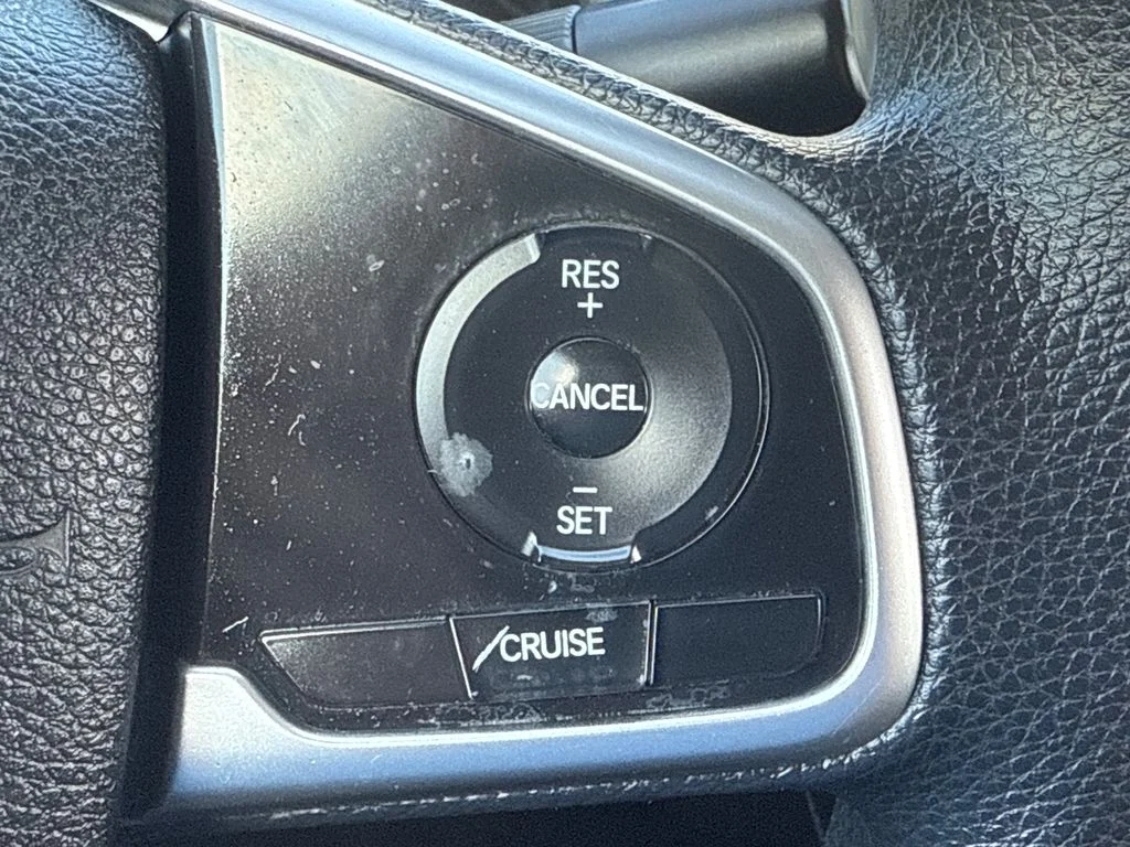 Used 2016 Black Honda EX-T image 29