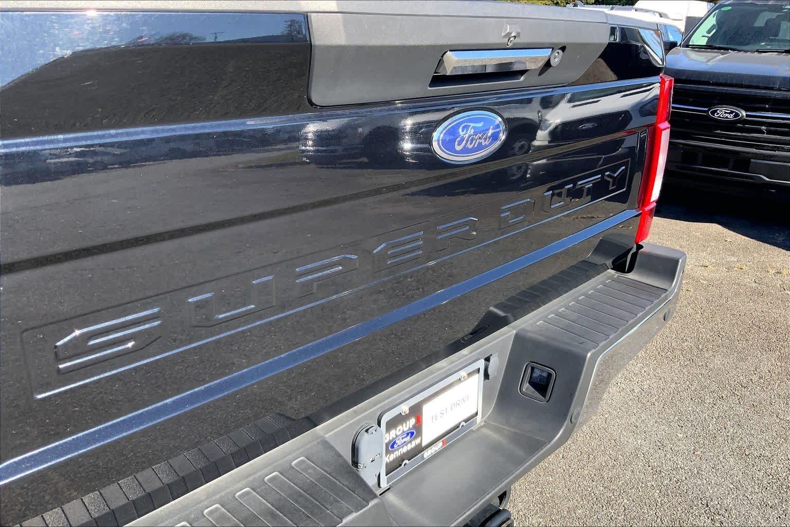 Used 2020 Agate Black Metallic Ford XLT image 30