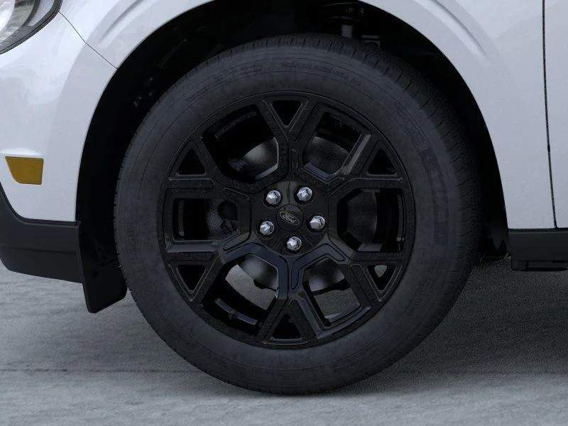 New 2025 Space White Metallic Ford XLT image 20