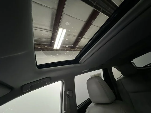 Used 2018 Gray Toyota XLE image 20