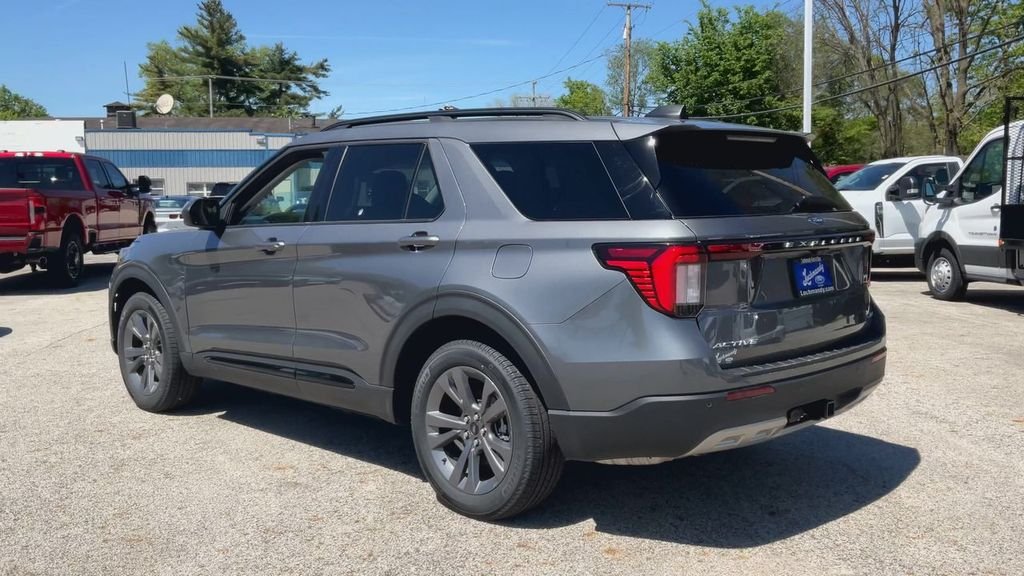 2026 Ford Explorer Active - Photo 9