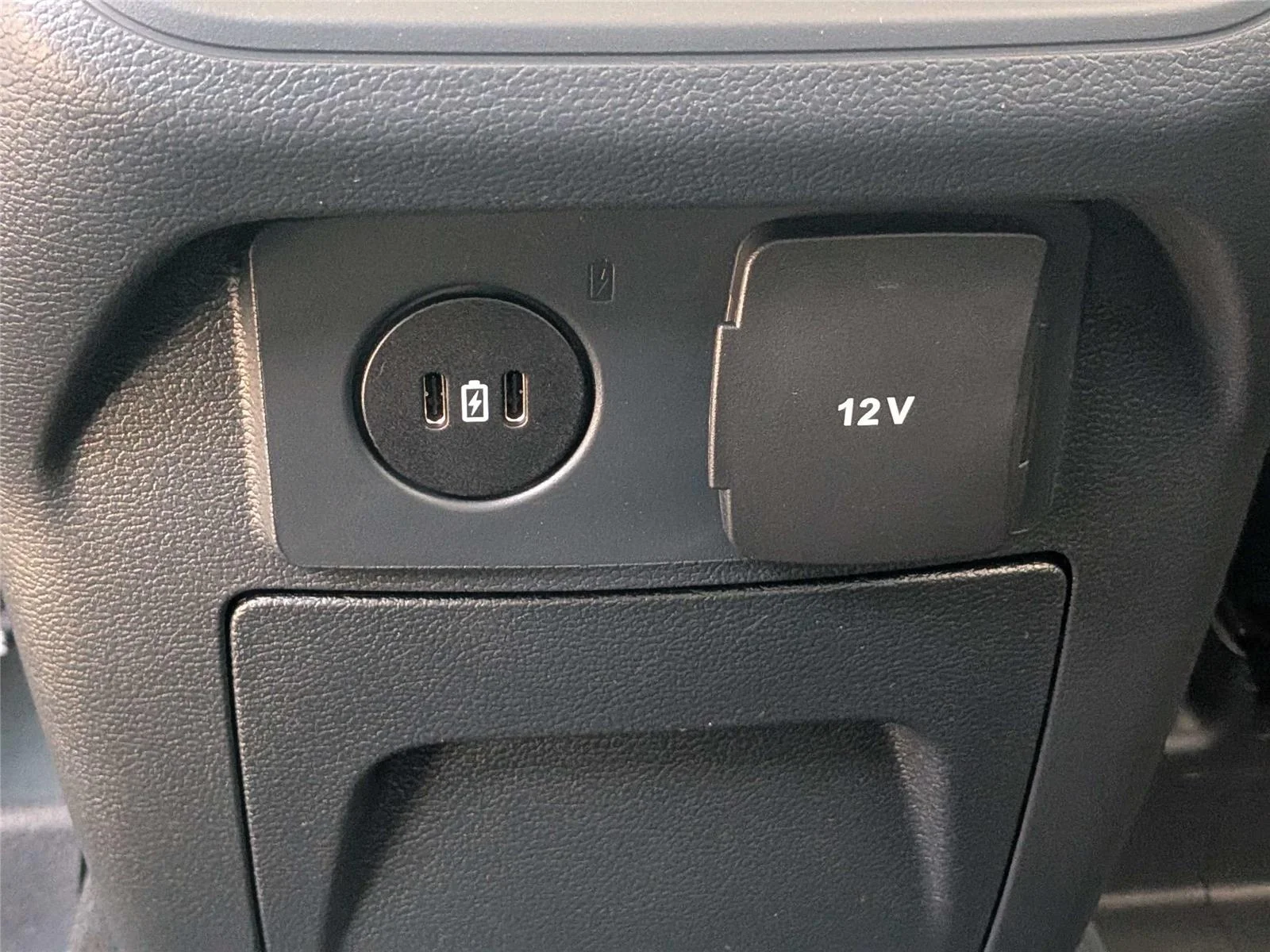 New 2026 Carbonized Gray Metallic Ford Active image 15