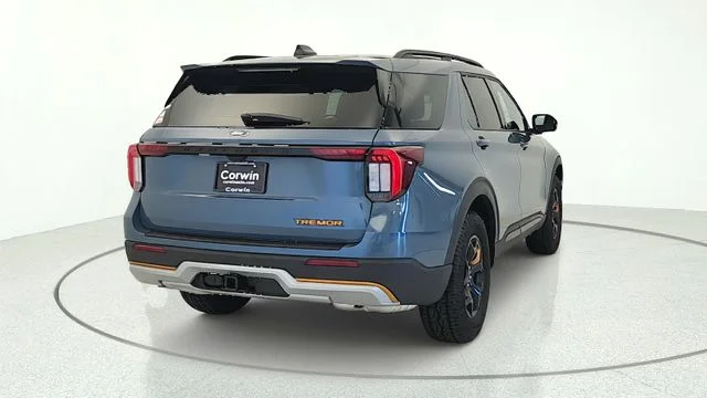 New 2026 Vapor Blue Metallic Ford Tremor® image 7