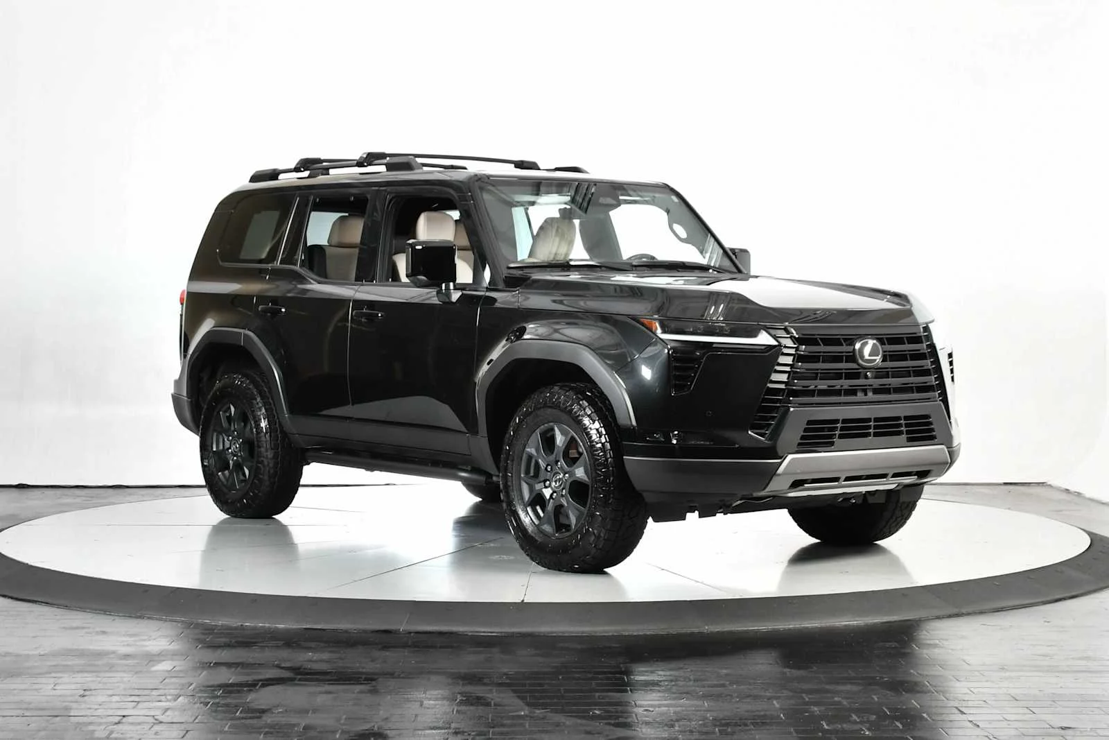 Certified Used 2024 CAVIAR Lexus Overtrail+ image 9