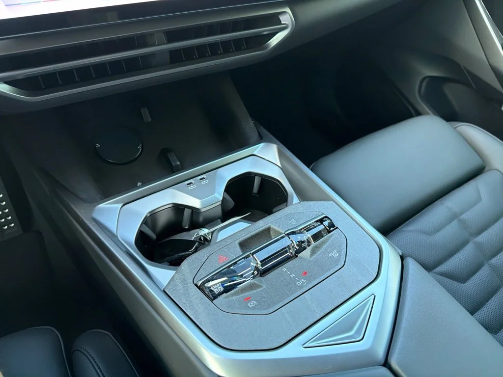 New 2027 Carbon Black Metallic BMW 40 xDrive image 21