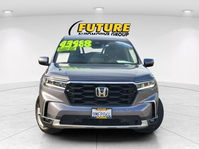 Used 2025  Honda EX-L image 2