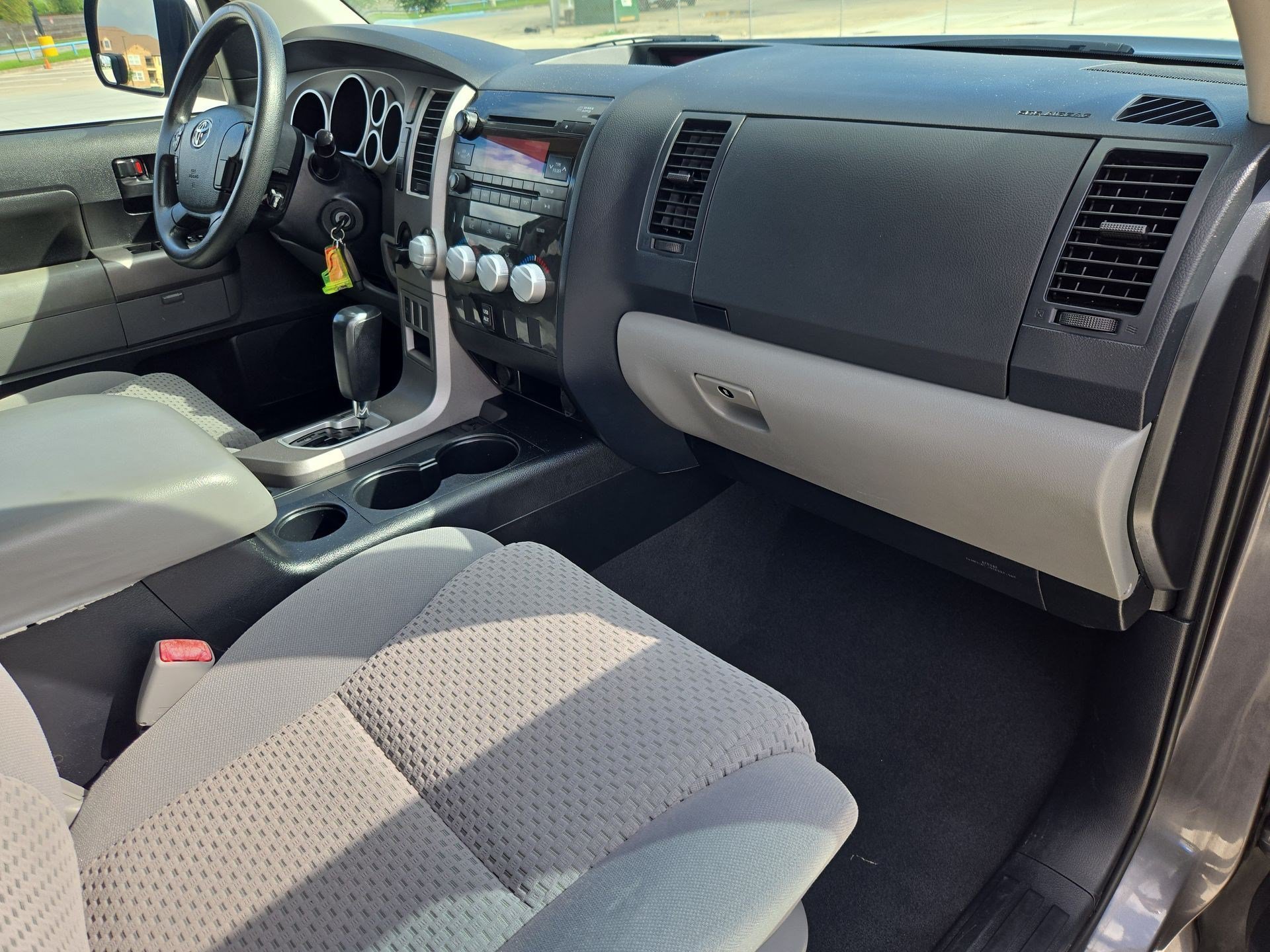 Used 2012 Magnetic Gray Metallic Toyota Grade image 28