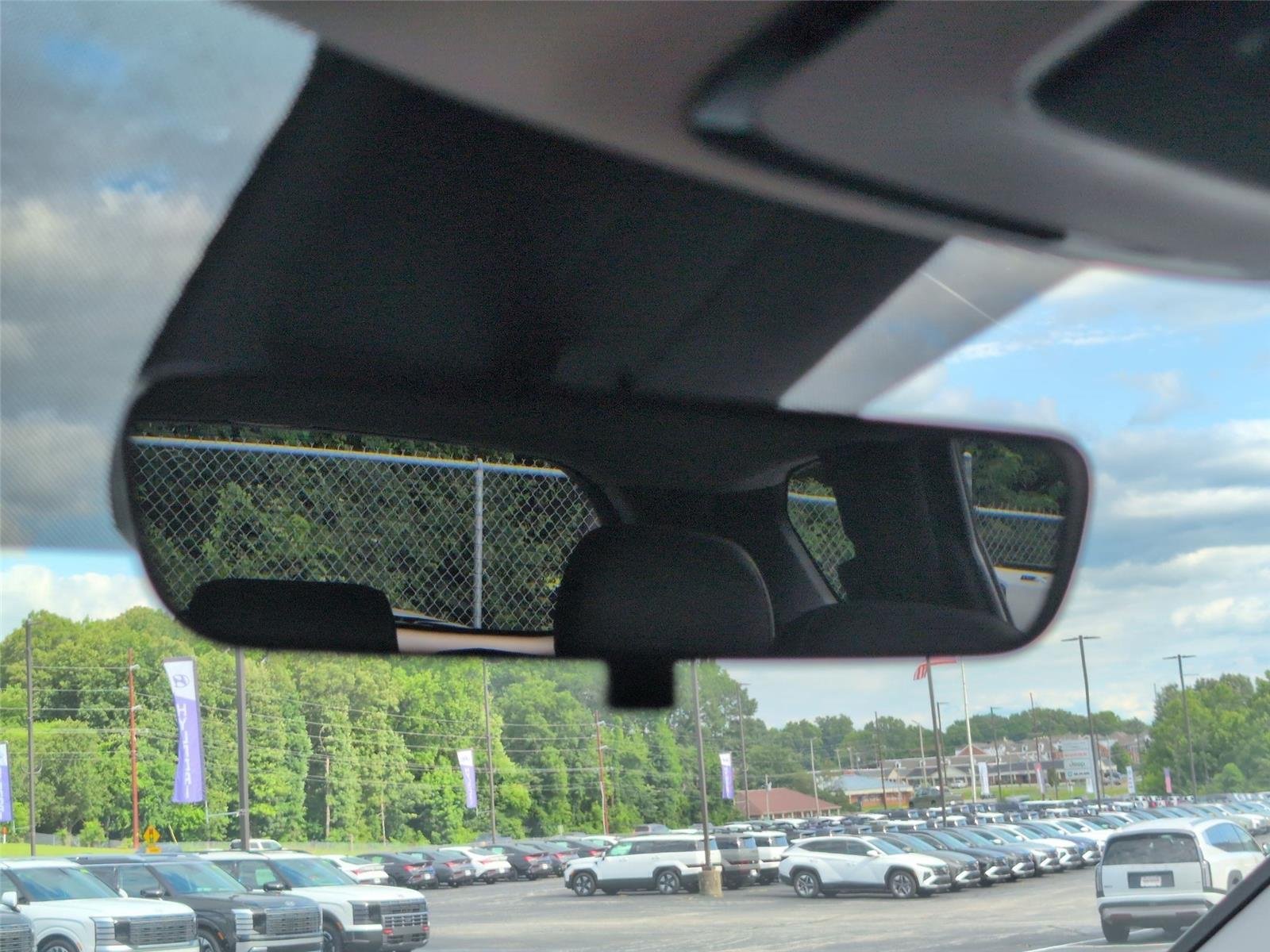 Used 2022 Stormy Sea Hyundai SEL image 21