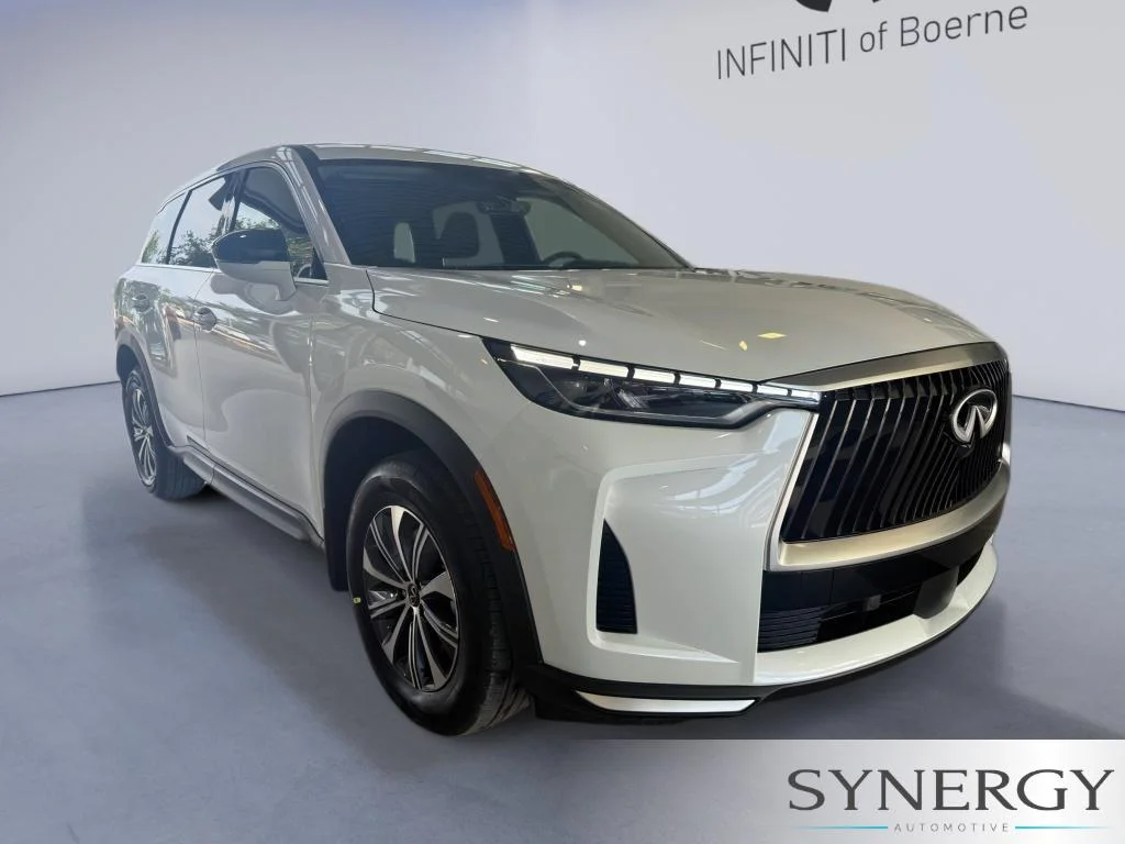 New 2027 RADIANT WHITE INFINITI Pure FWD image 3