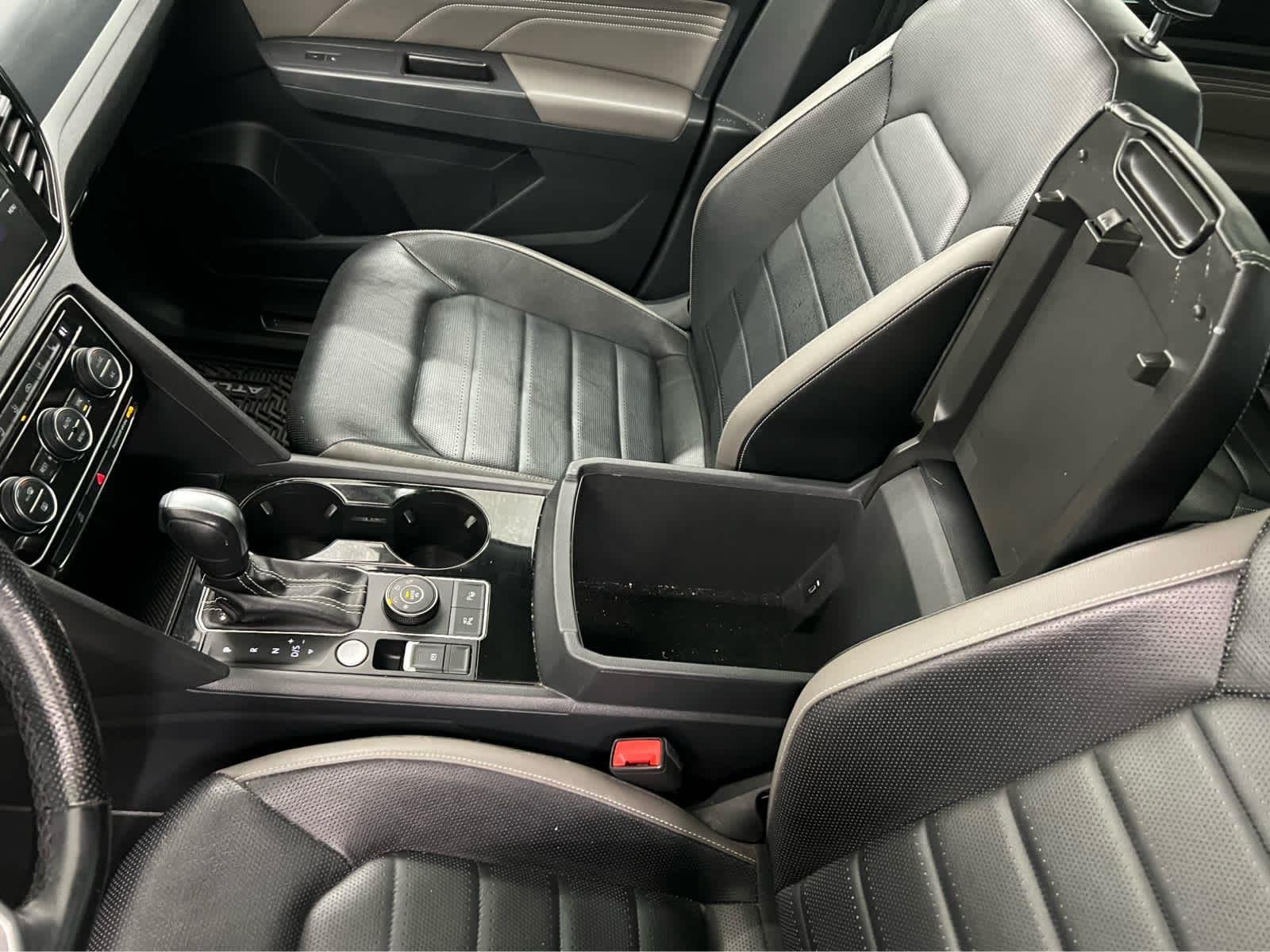 2021 Volkswagen Atlas SEL Premium R-Line - Photo 20