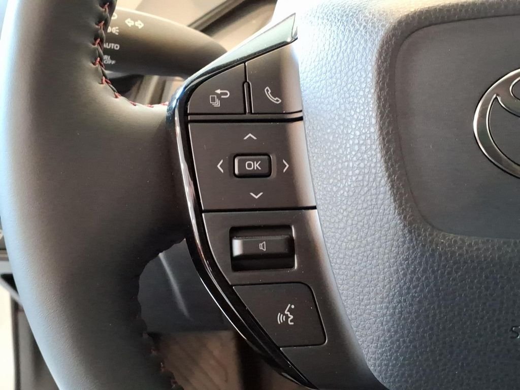 New 2026 Wind Chill Pearl Toyota XSE image 15