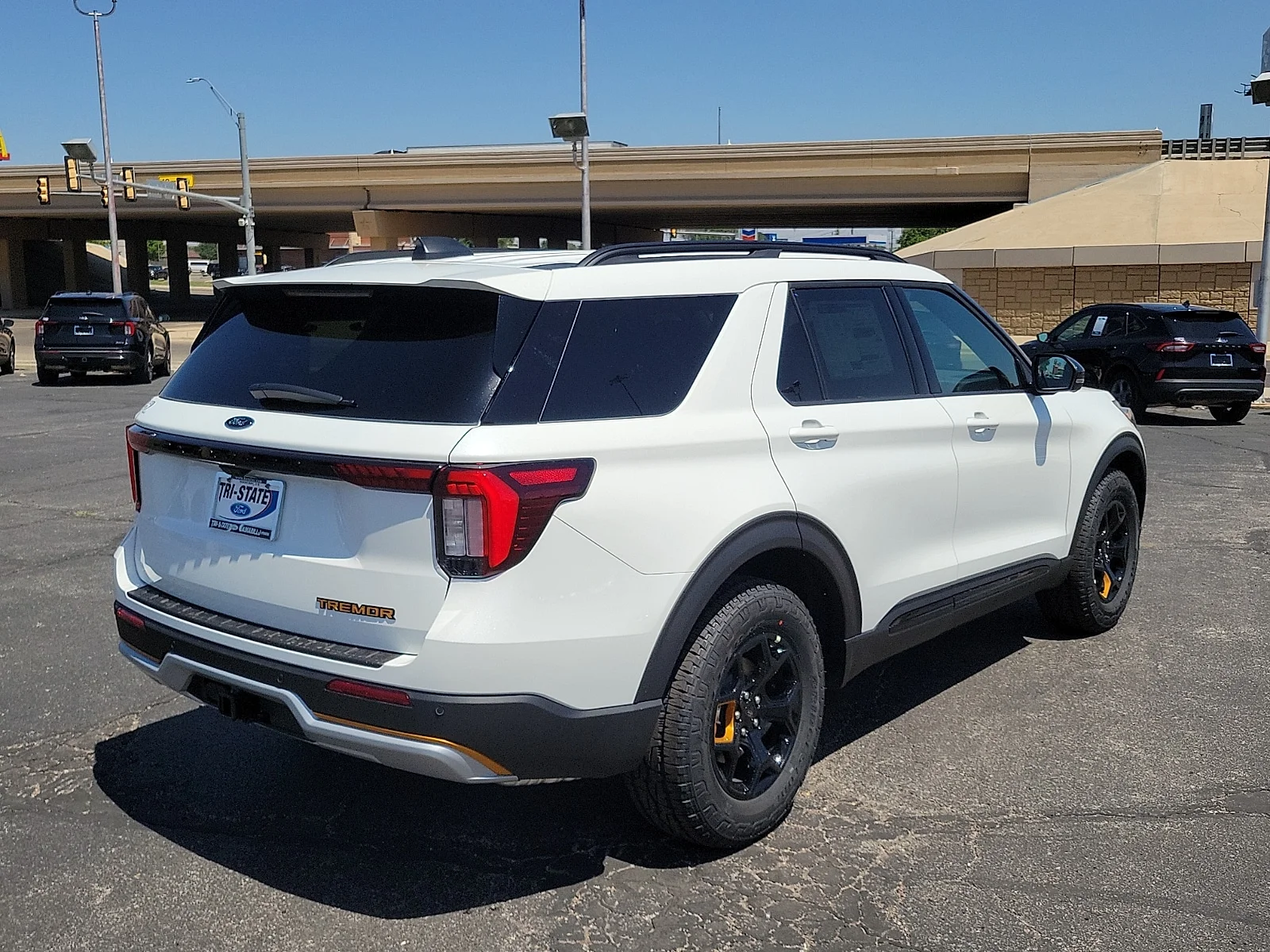 New 2026 Star White Metallic Tri-Coat Ford Tremor&reg; image 5