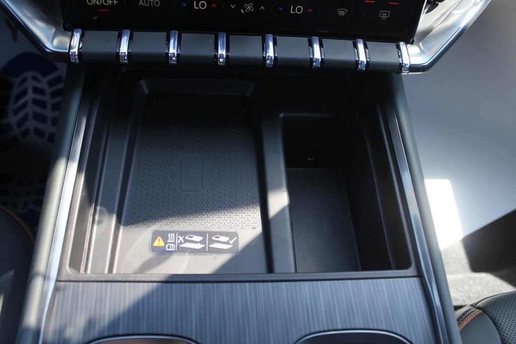 2026 GMC Acadia AT4 - Photo 14