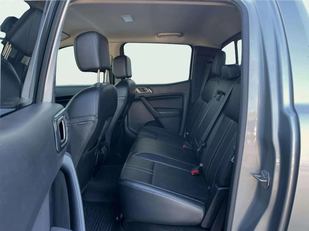 Used 2021 Iconic Silver Metallic Ford Lariat image 25