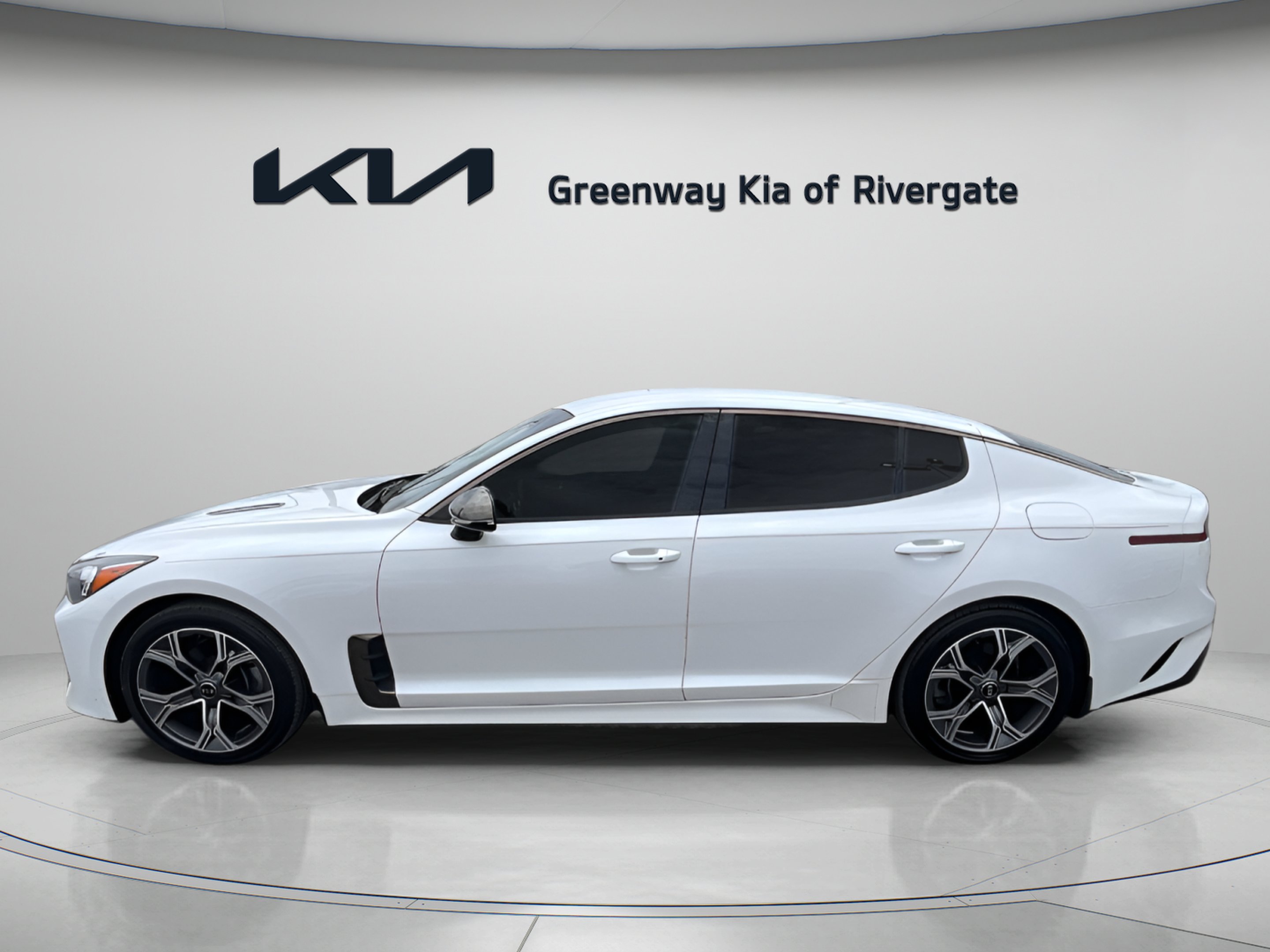 Used 2021 Snow White Pearl Kia GT-Line image 4