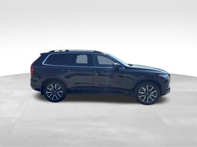 Used 2019 Black Volvo T5 Momentum image 6
