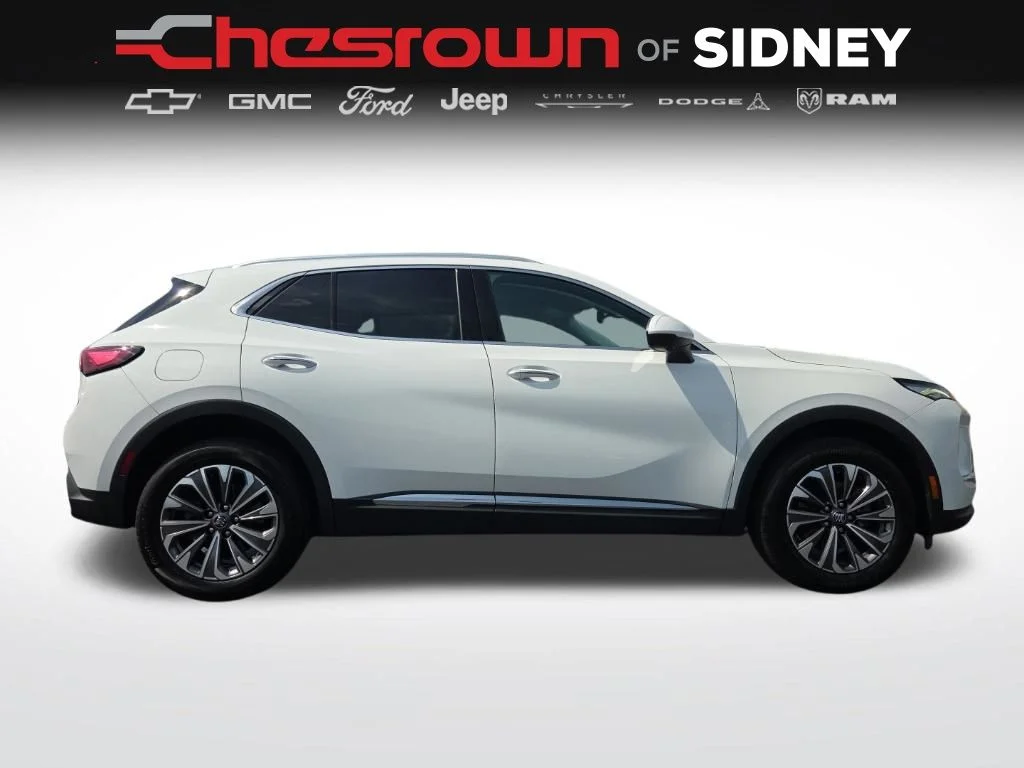 Used 2025 White Buick Preferred image 12