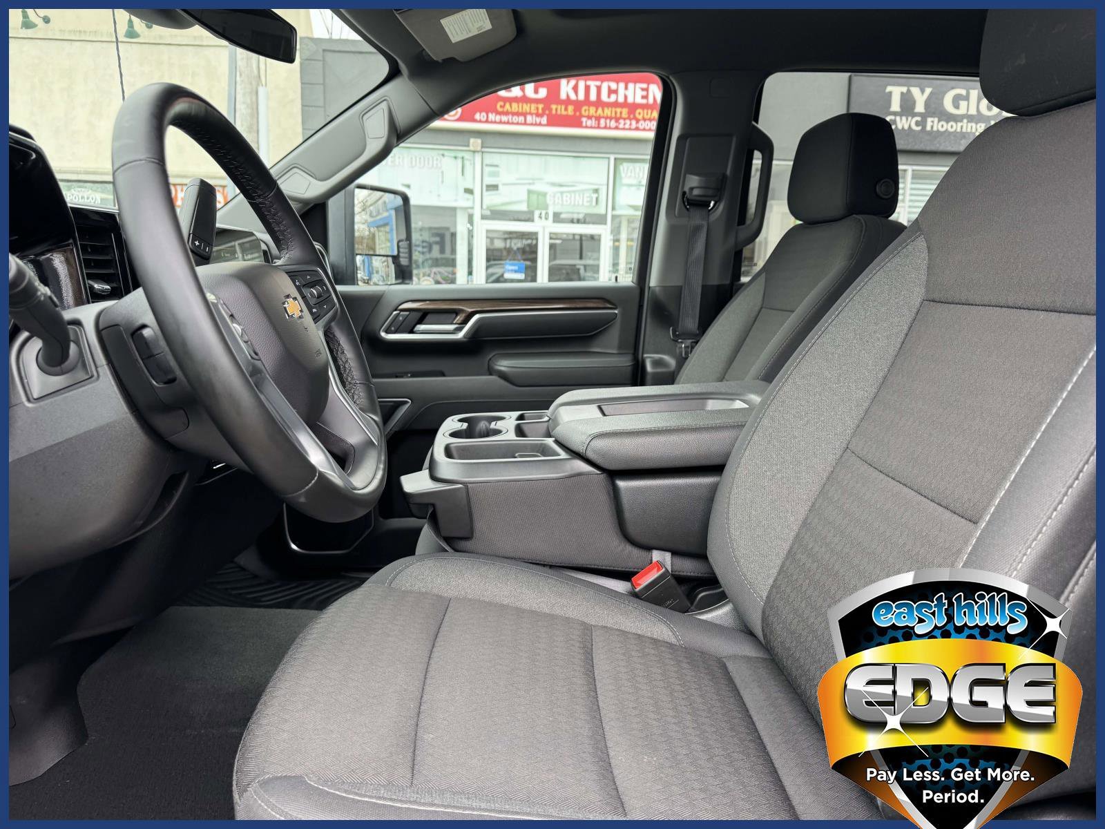 2025 Chevrolet Silverado 2500HD LT - Photo 13