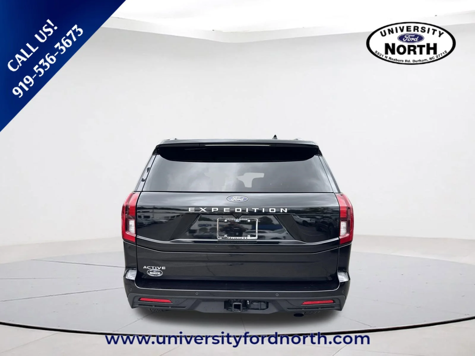 Used 2025 Agate Black Metallic Ford Active image 6