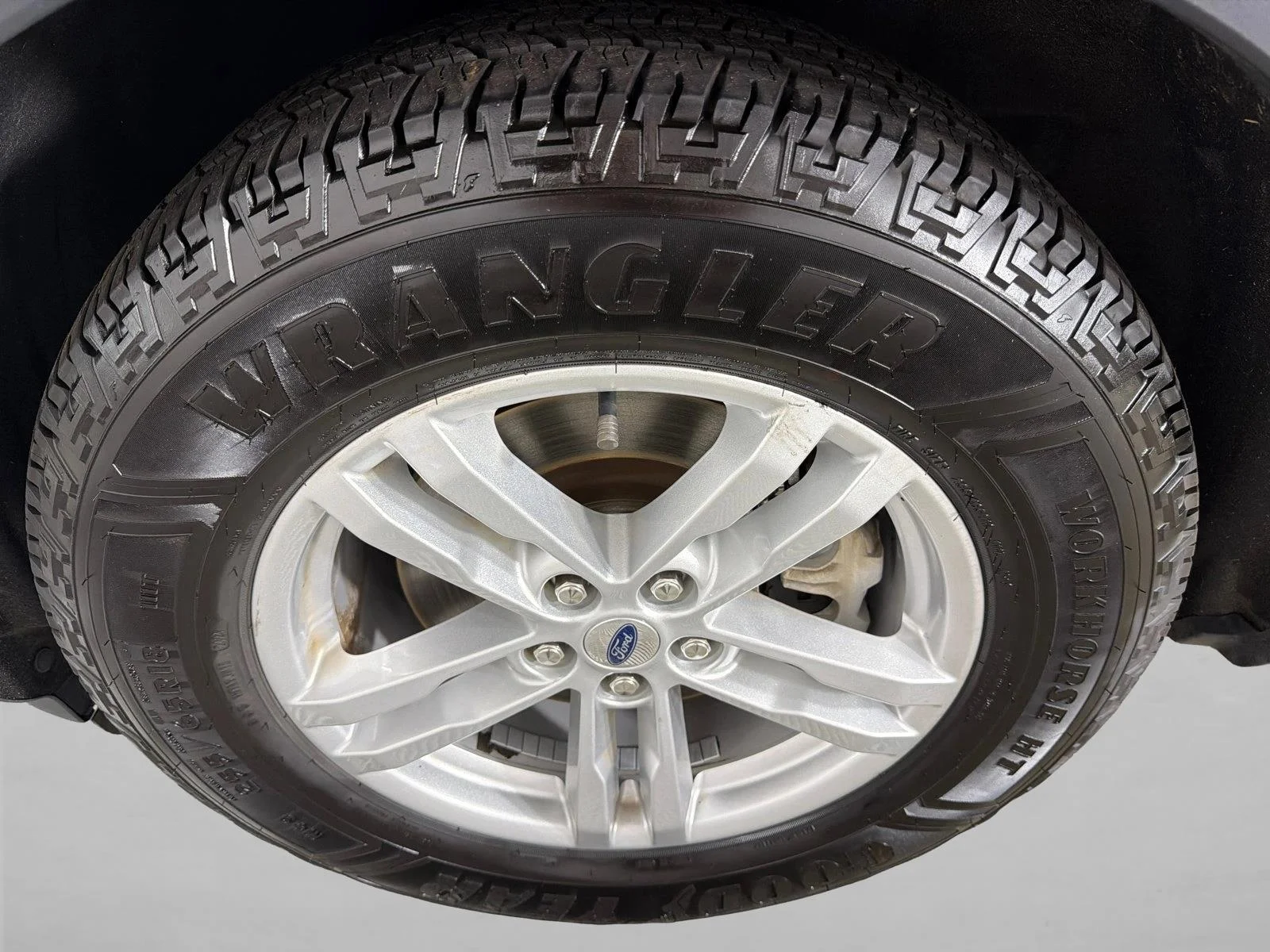 Used 2023 Carbonized Gray Metallic Ford XLT image 11