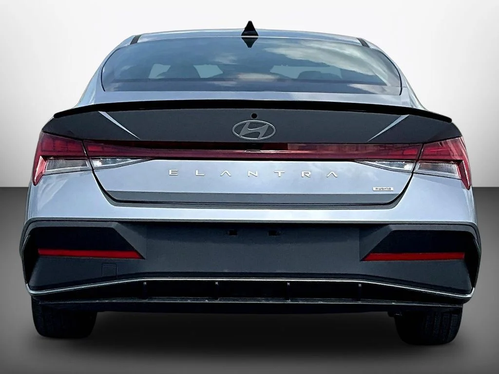 New 2026 Silver Hyundai SEL Sport image 4
