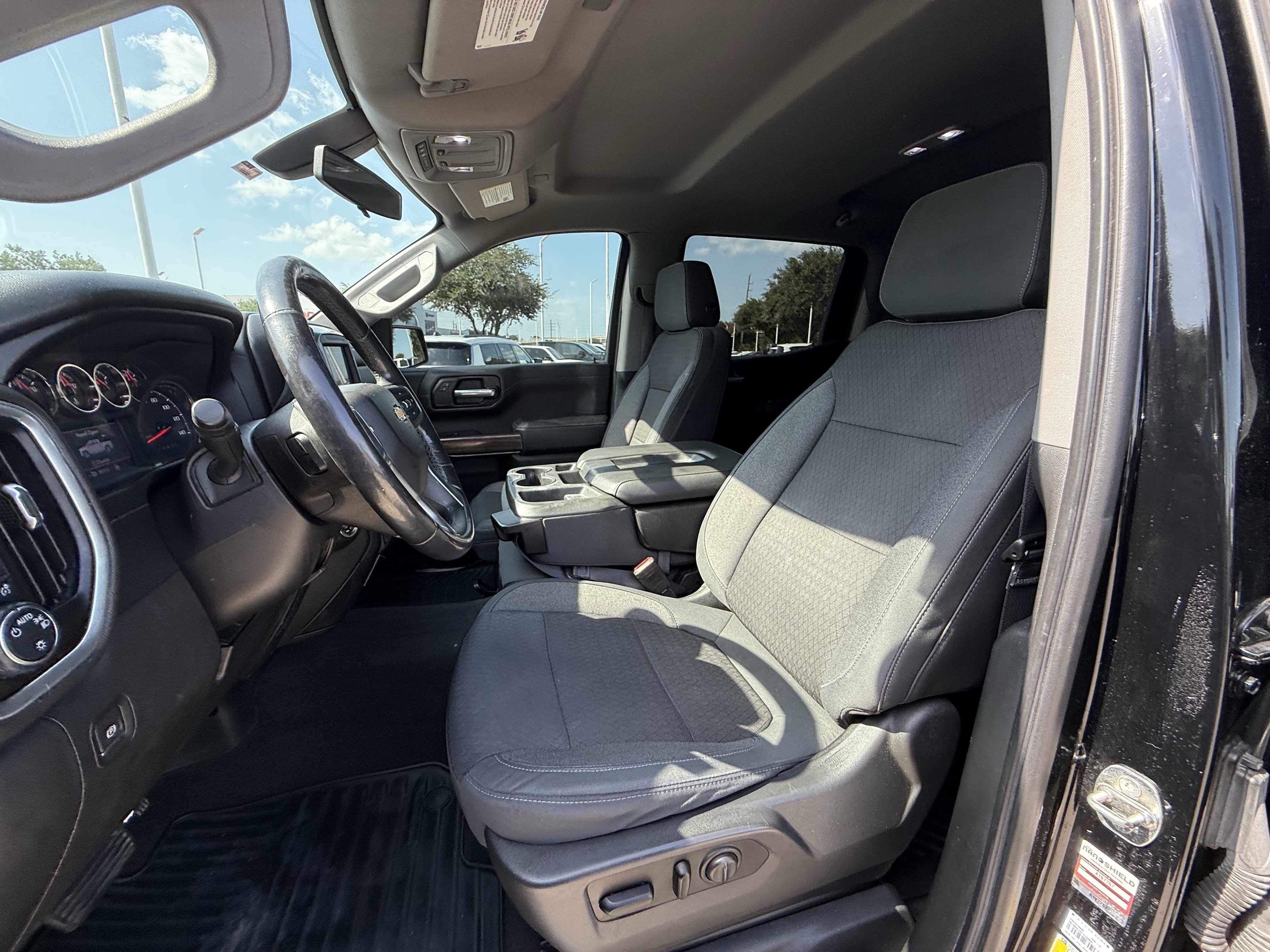 Used 2020 Black Chevrolet LT image 24