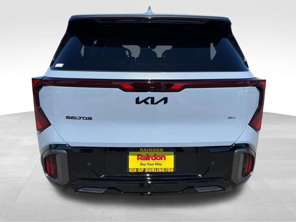New 2027 Pale Gray Kia X-Line S image 6