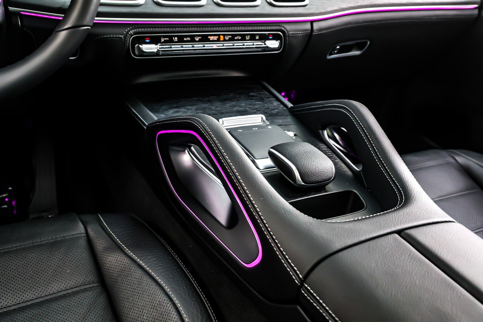 2025 Mercedes-Benz GLE GLE450E - Photo 6