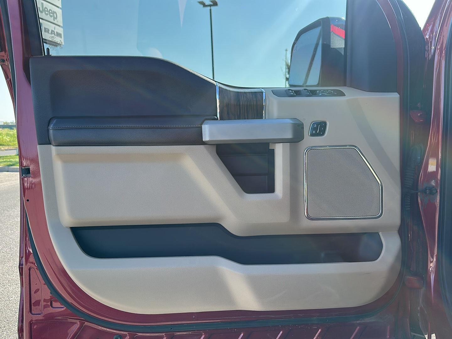 Used 2019 Ruby Red Metallic Tinted Clearcoat Ford LARIAT image 12