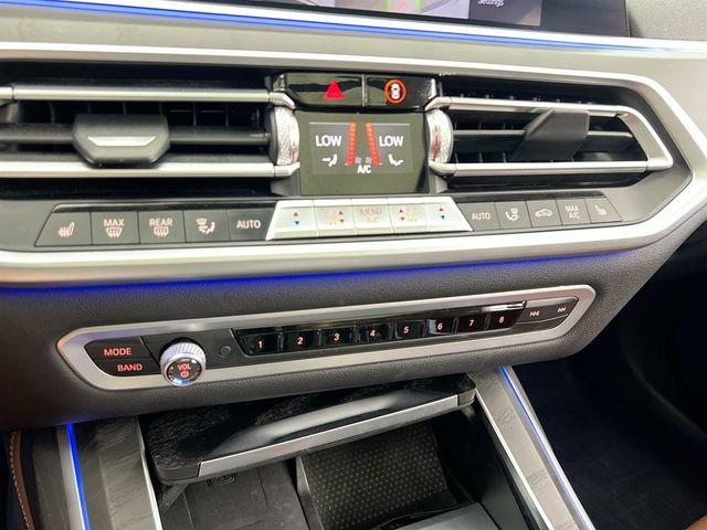 2020 BMW X7 40i - Photo 25