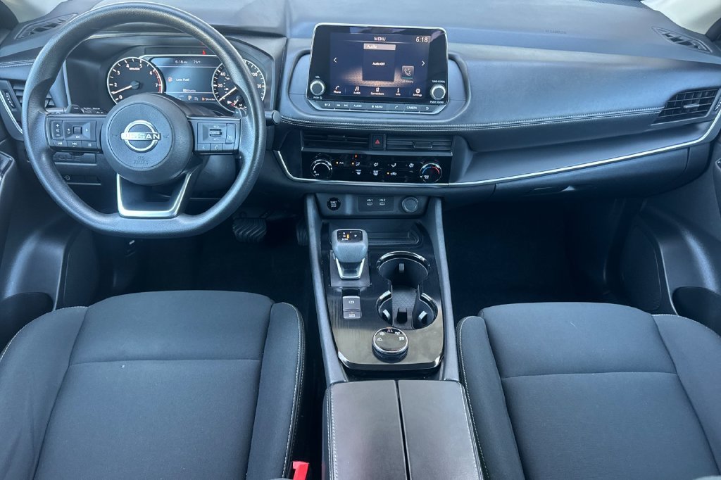 Used 2024 Silver Nissan S image 17