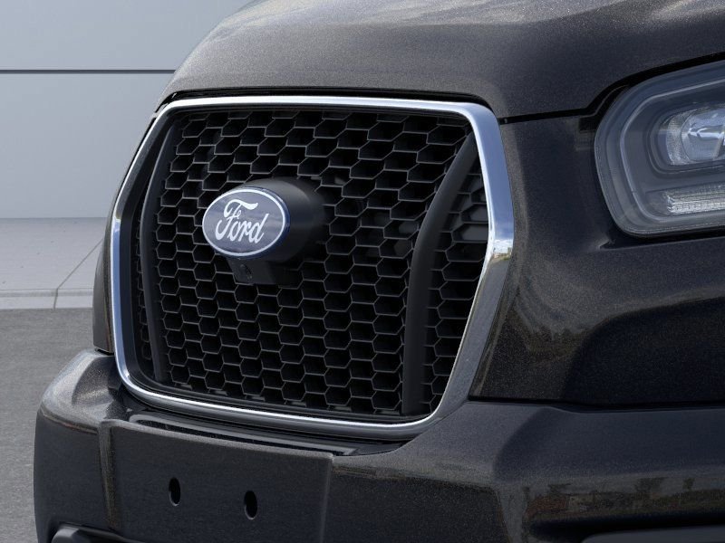 New 2026 Agate Black Metallic Ford XLT image 17