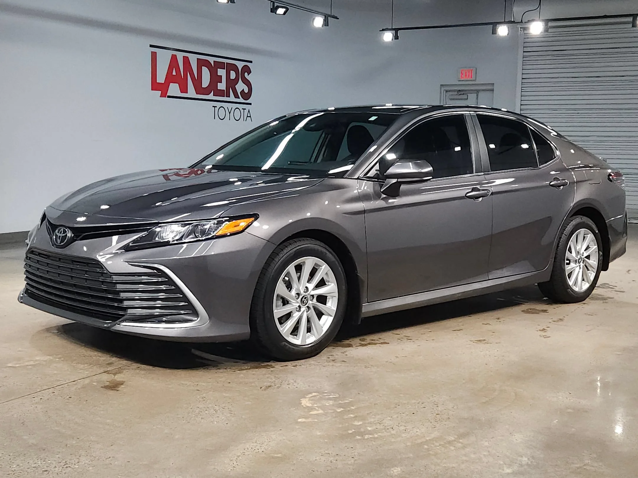 Used 2023 Predawn Gray Mica Toyota LE image 3