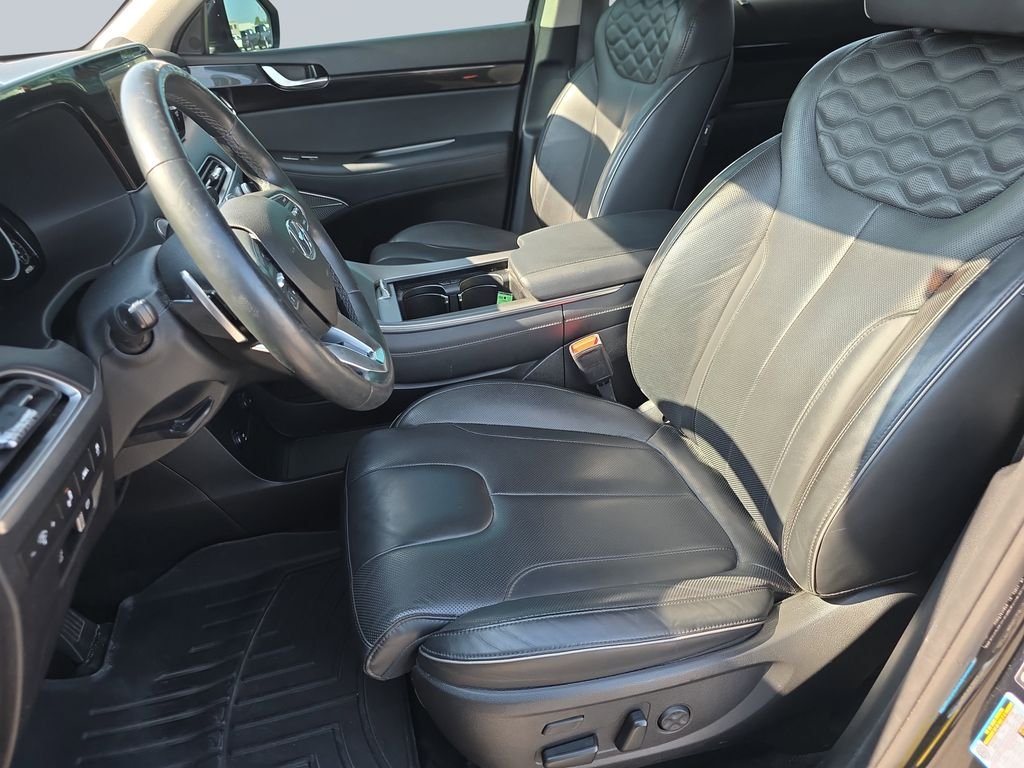 Used 2021 Becketts Black Hyundai Limited image 11