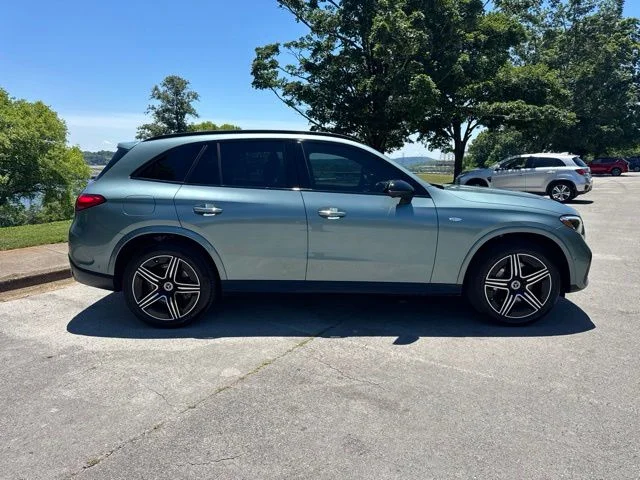 Used 2025 Green Mercedes-Benz GLC 350e image 9