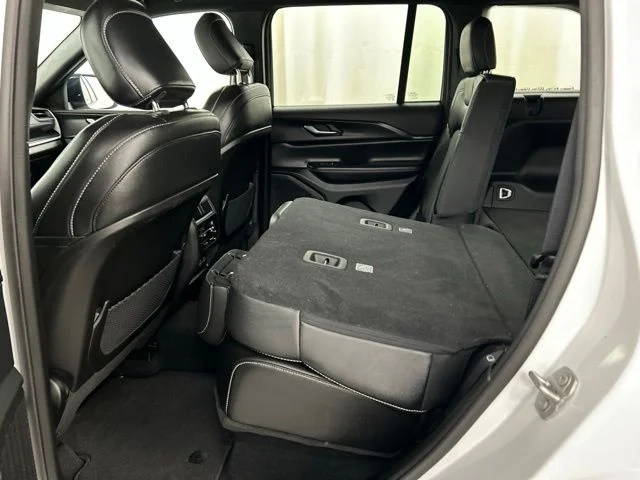 Used 2024 White Jeep Altitude X image 27