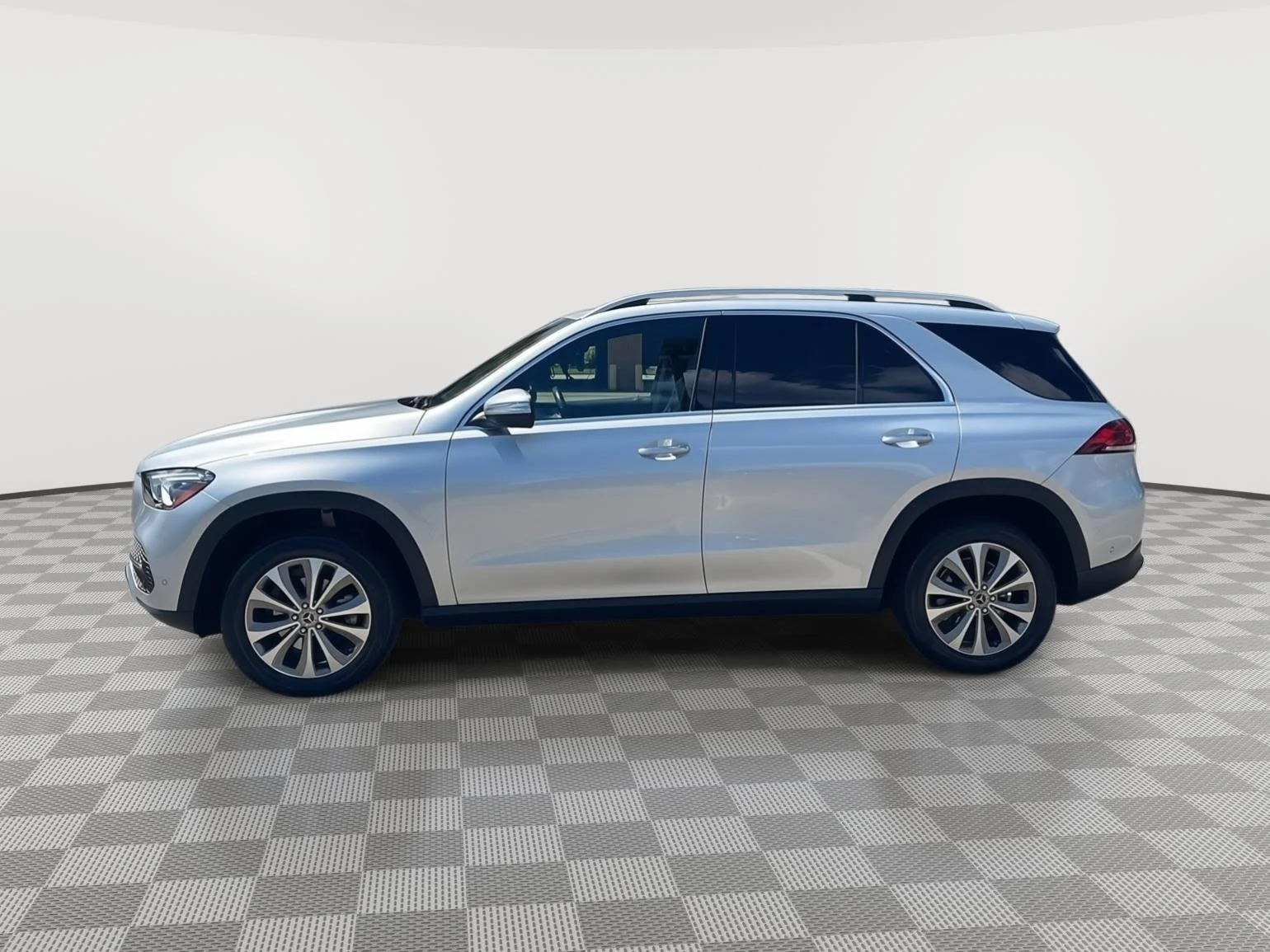 Used 2021 Iridium Silver Metallic Mercedes-Benz GLE 350 image 7