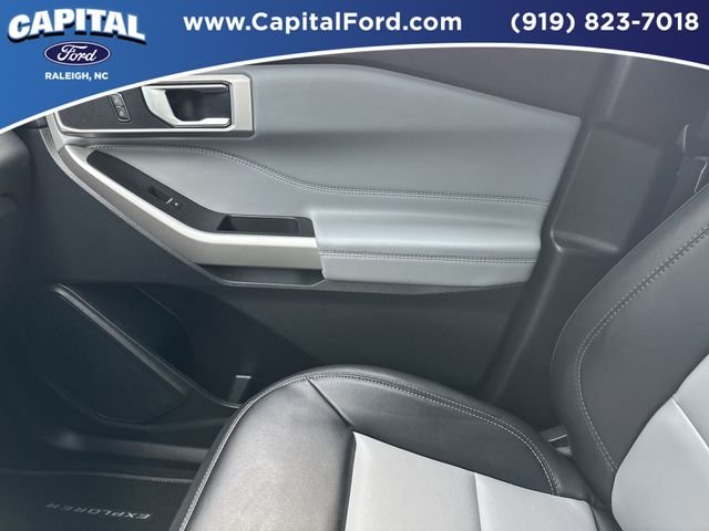 Used 2023 Blue Ford XLT image 29