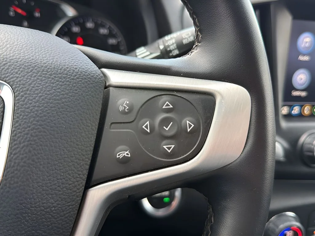 2023 GMC Terrain SLT - Photo 18