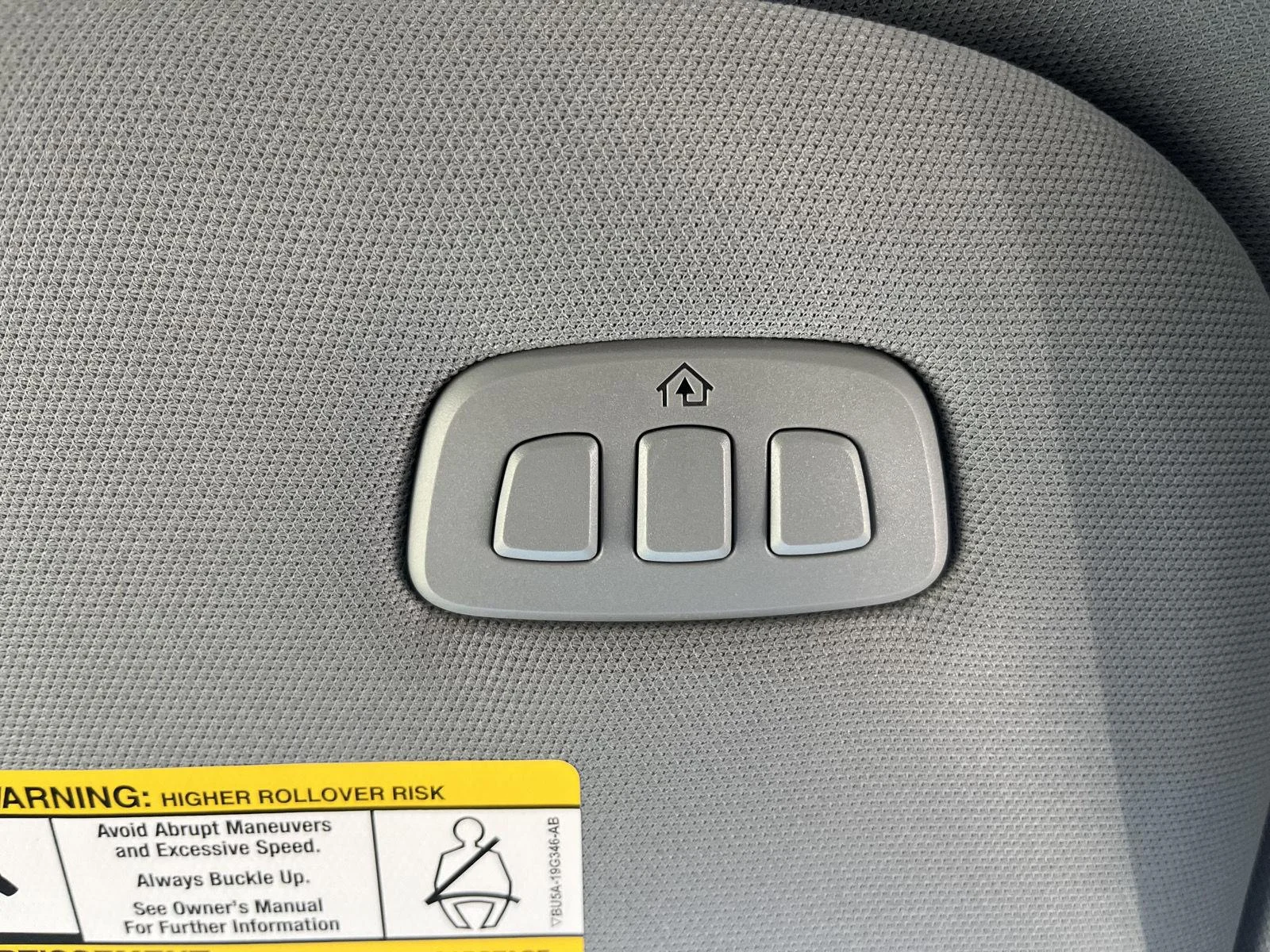 New 2026 Oxford White Ford LARIAT image 24