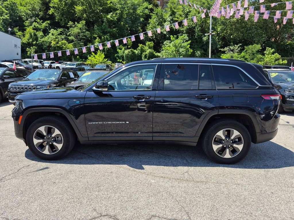 Used 2023 Black Jeep 4xe image 11