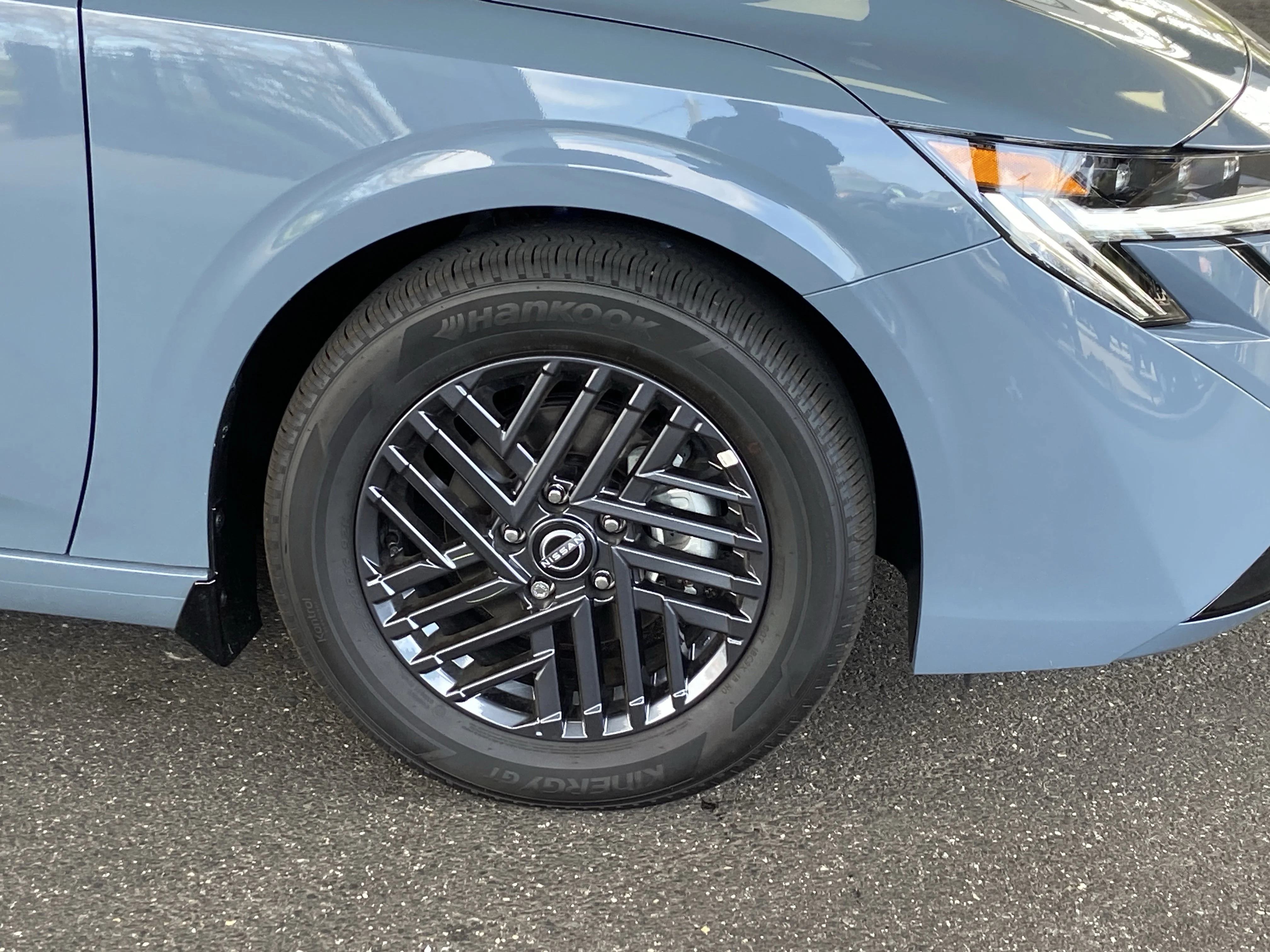 2026 Nissan Sentra SV - Photo 9