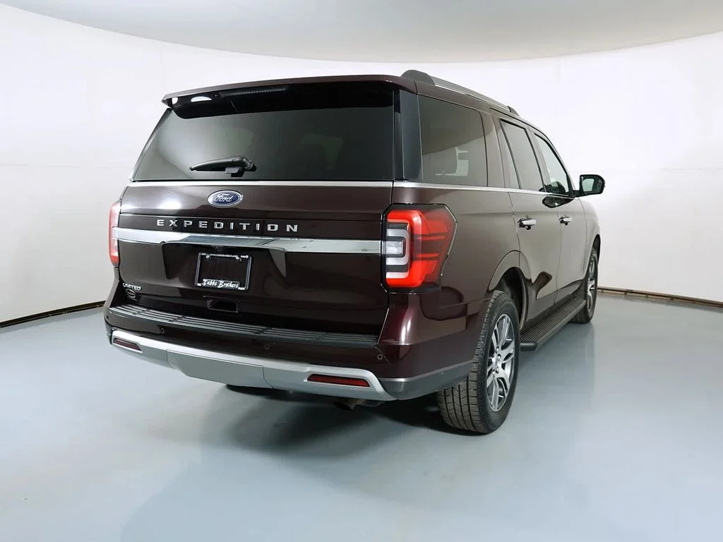 Used 2024 Red Ford Limited image 5