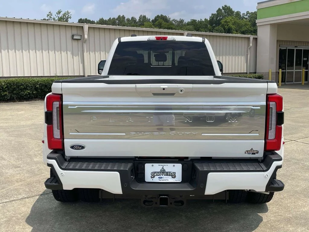 New 2026 White Ford Platinum image 4