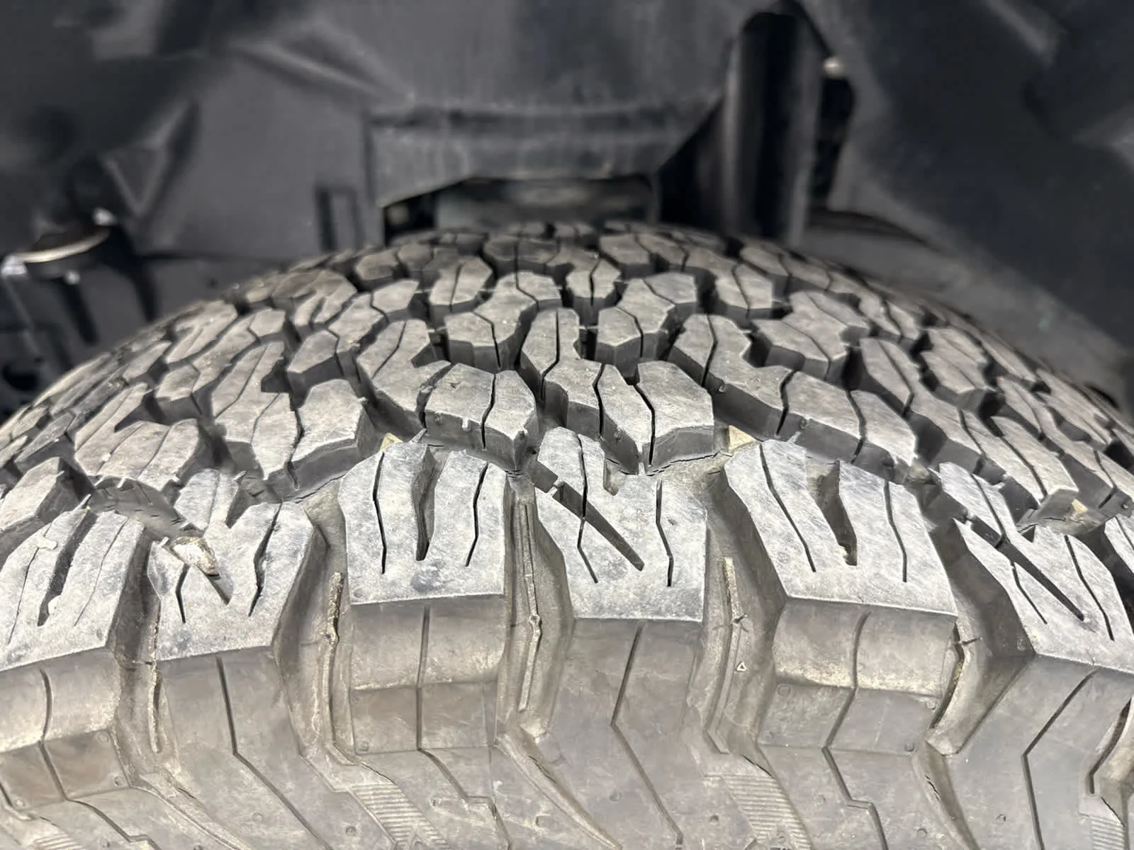 Used 2023 Gray Jeep 4-Door High Tide 4x4 image 9