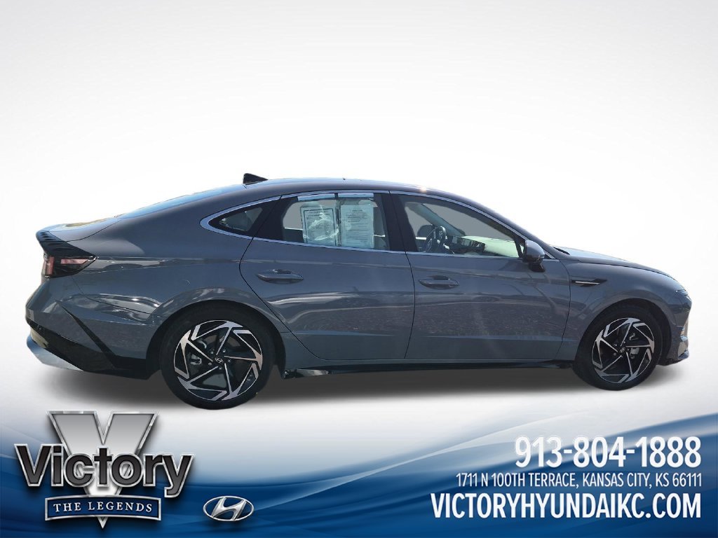 Certified Used 2024 Blue Hyundai SEL image 6